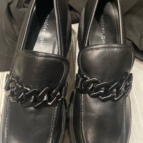 Madden Girl Shoe - Picture 7 of 9